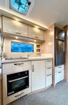 Phoenix MaXi-Alkoven 7800 BMRSLX -Fahrsicherheitspaket (12/16)
