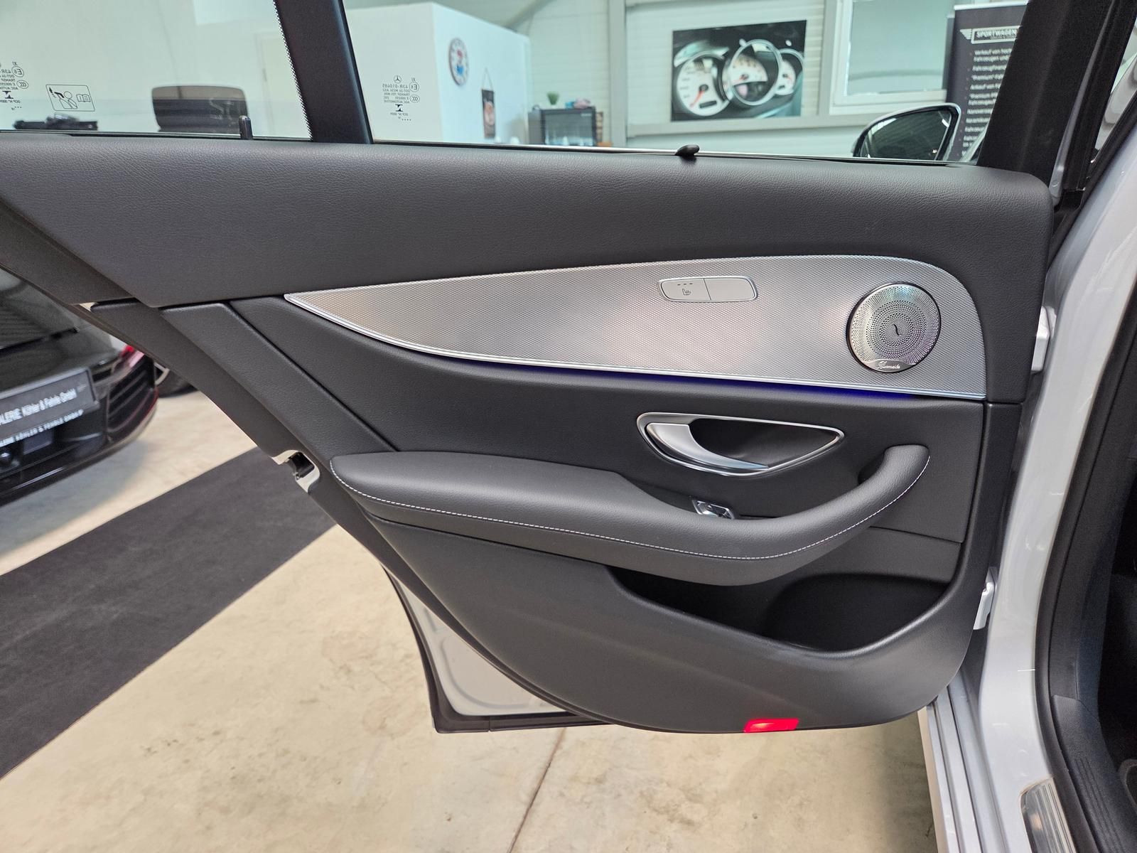 Mercedes-Benz E 400 d 4Matic /HUD/Standheizung/Burmester/*295€ foto 23