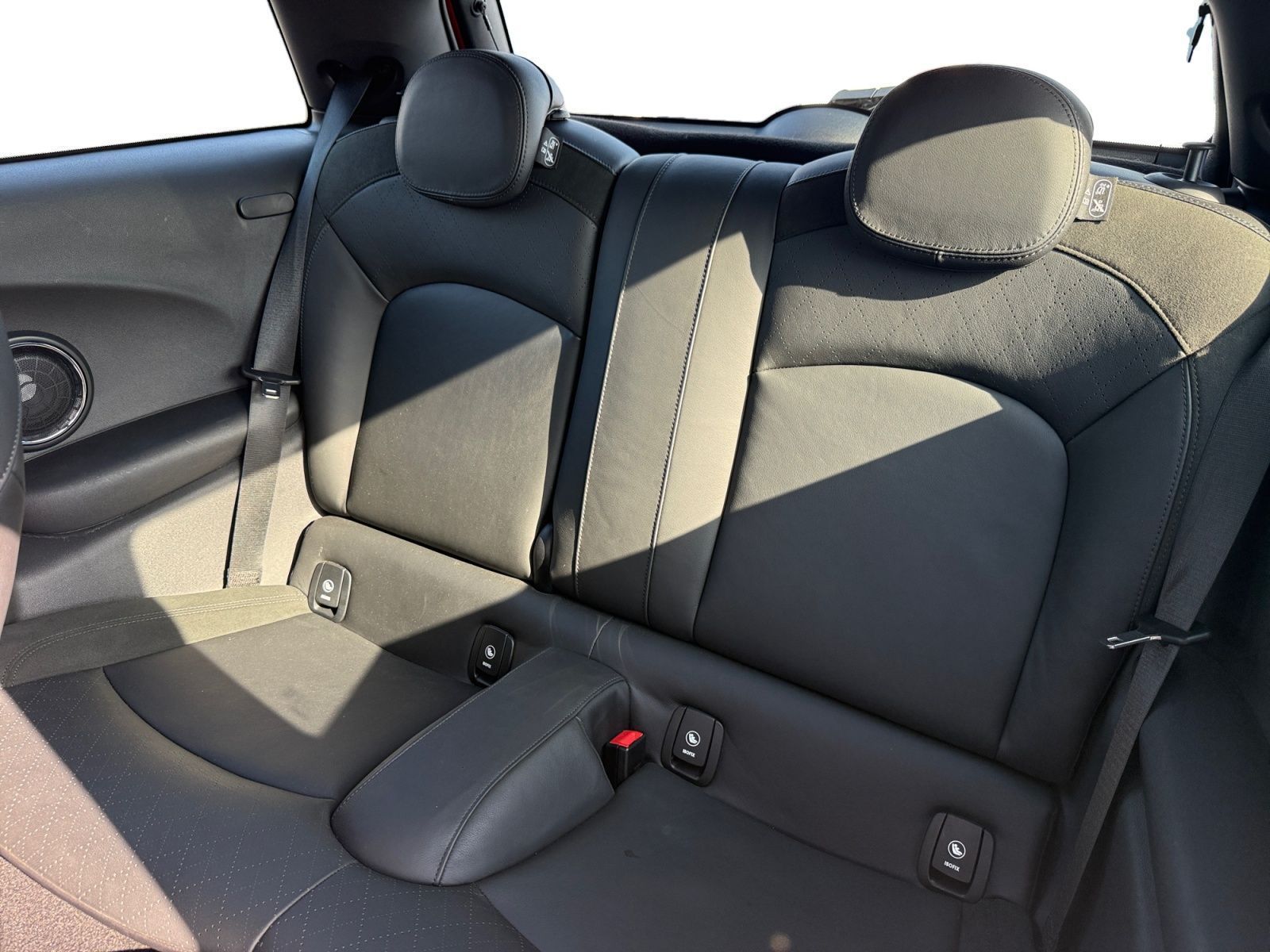 Fahrzeugabbildung MINI Cooper SD Mini Cooper SD *HEAD-UP*HARMAN*RFK