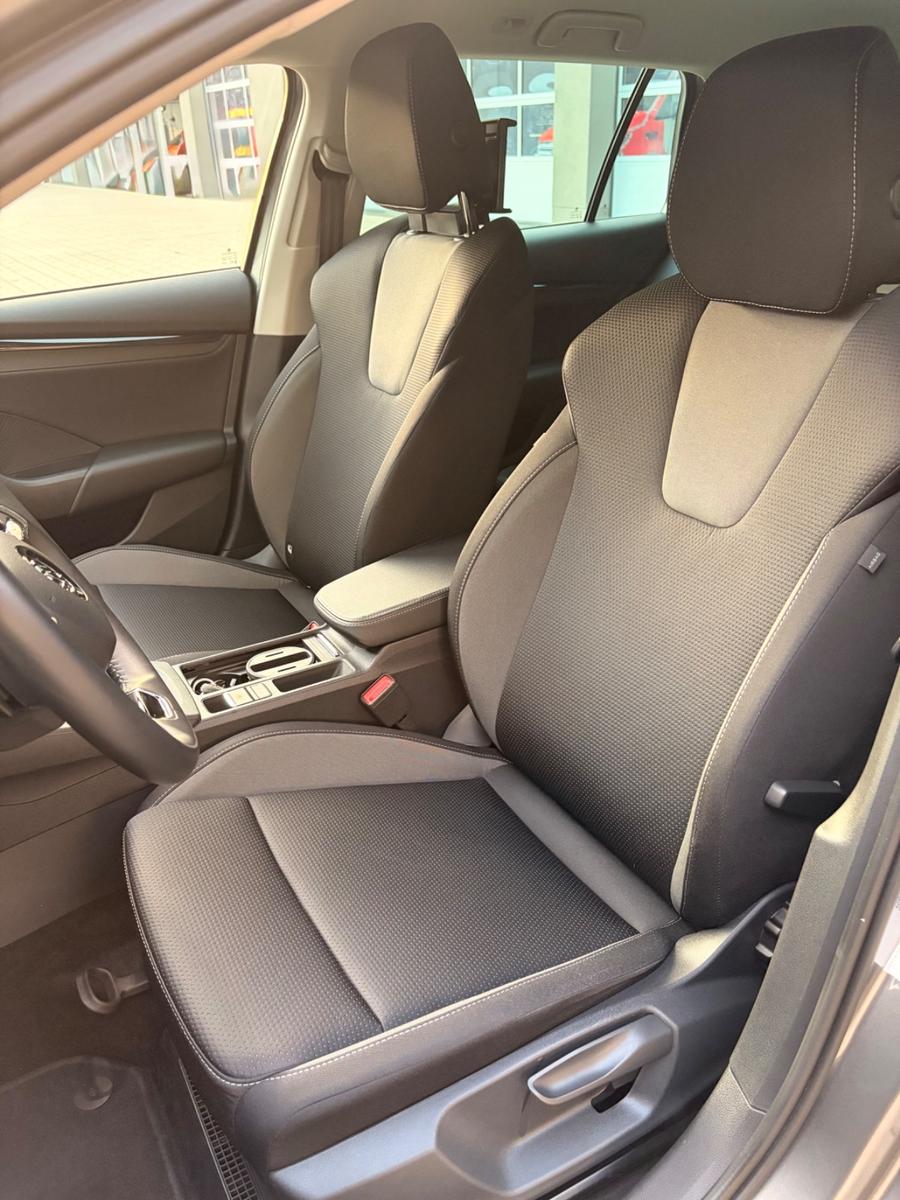 Skoda Octavia 1.5 TSIe-TEC DSG Combi Tour Sondermodell