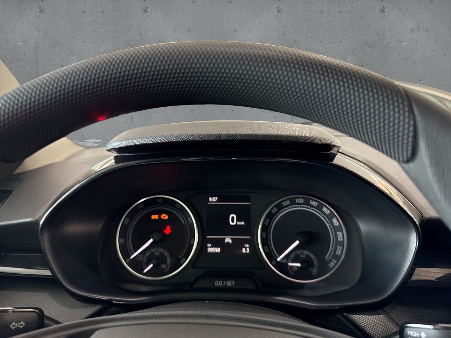 Fahrzeugabbildung SKODA Fabia 1.0 MPI Active GSR Klima LED SHZ PDC