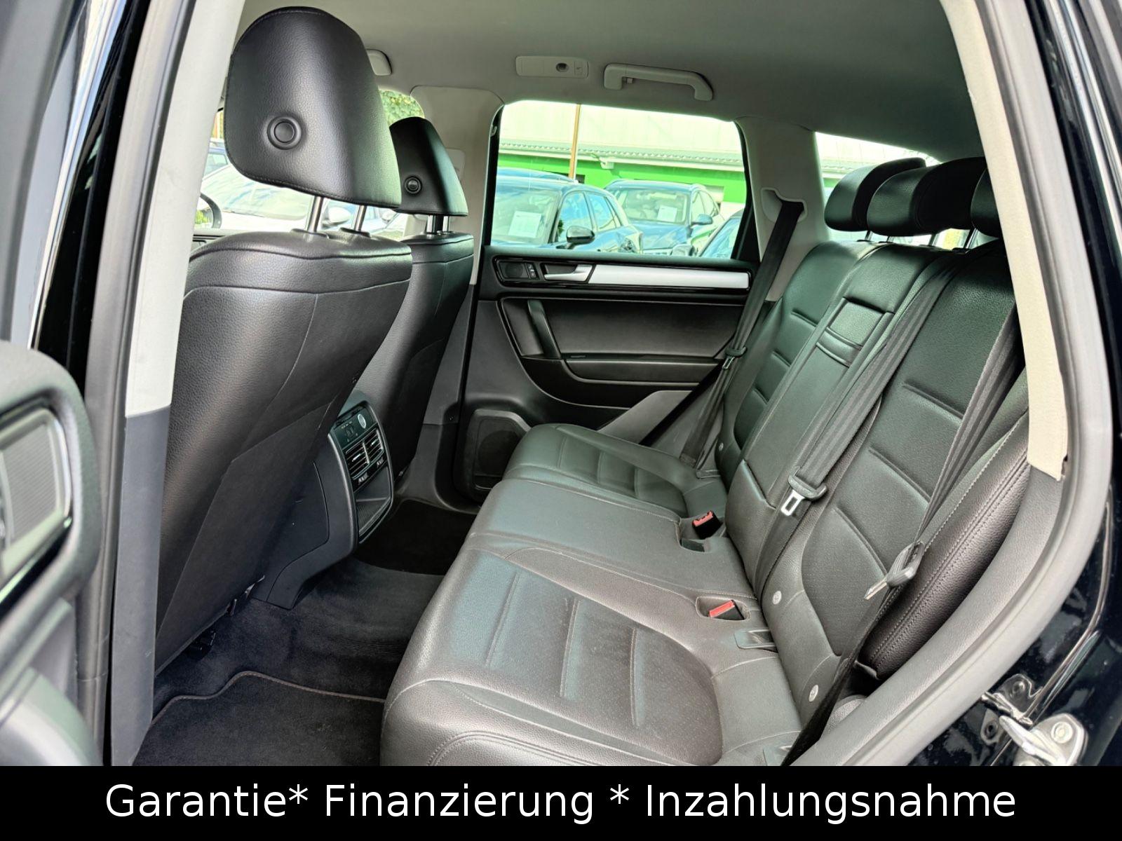 Volkswagen Touareg V6 3.6 FSI BMT/ Automatik/ Navi/ Leder