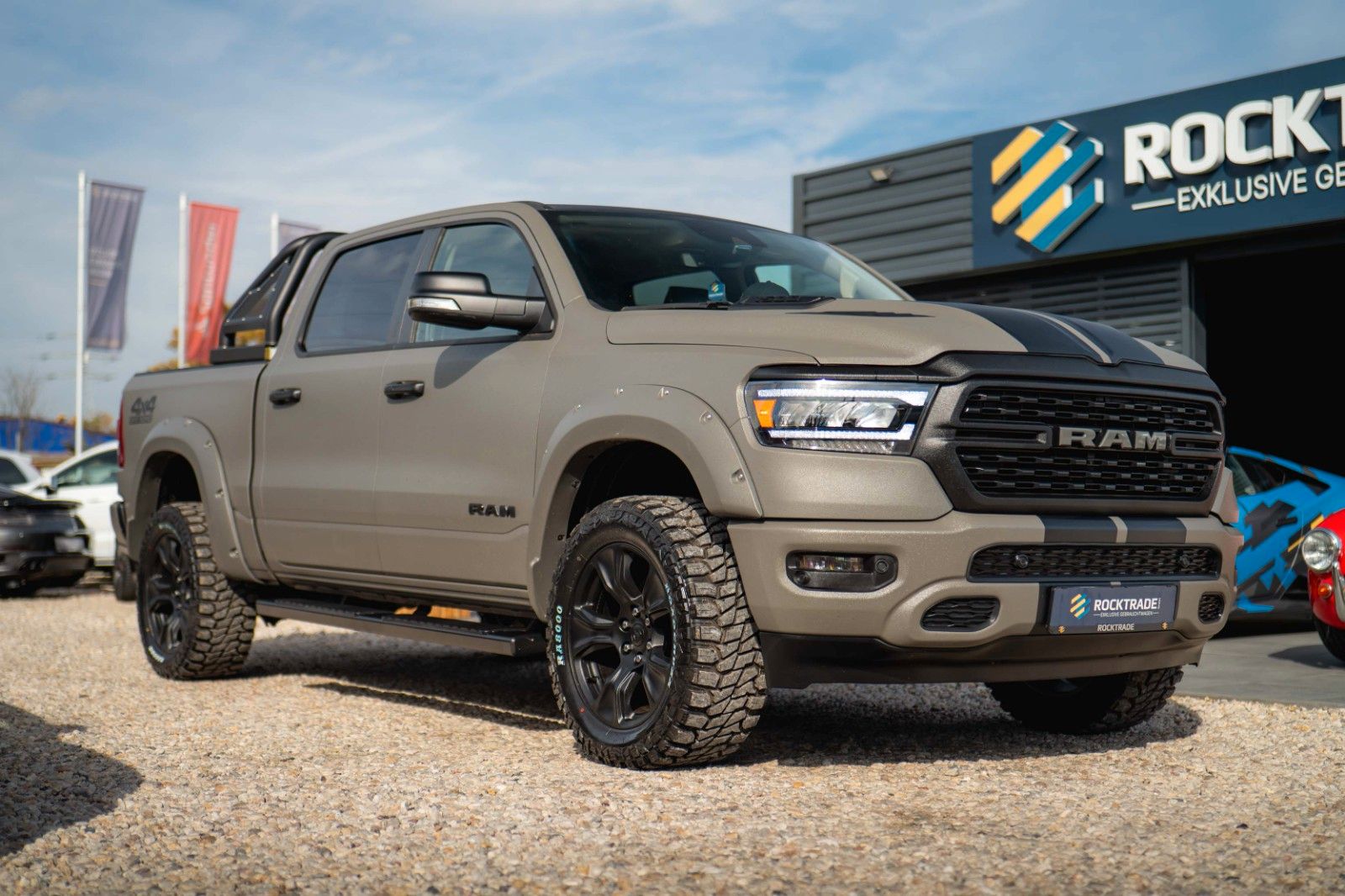 Fahrzeugabbildung Dodge RAM 5.7 V8 HEMI 4x4 OFFROAD Night LARAMIE RAPTOR
