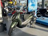 Piaggio Beverly 400 S E5+ Green Jungle matt SOFORT VERFÜ
