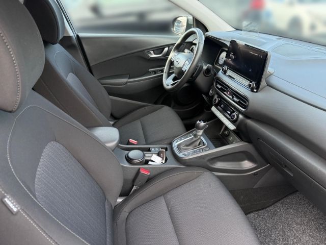 Fahrzeugabbildung Hyundai KONA Prime 2WD HUD Navi LED ACC Apple CarPlay An