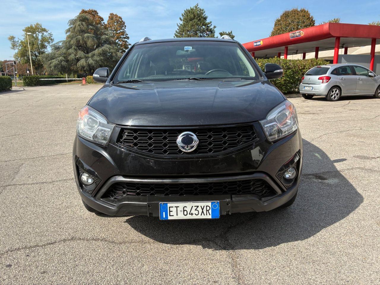SsangYong Korando 2015 — rear view