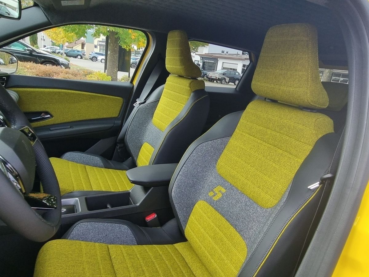 Fahrzeugabbildung Renault R 5 E-Tech elektrisch Iconic 150 Comfort Range