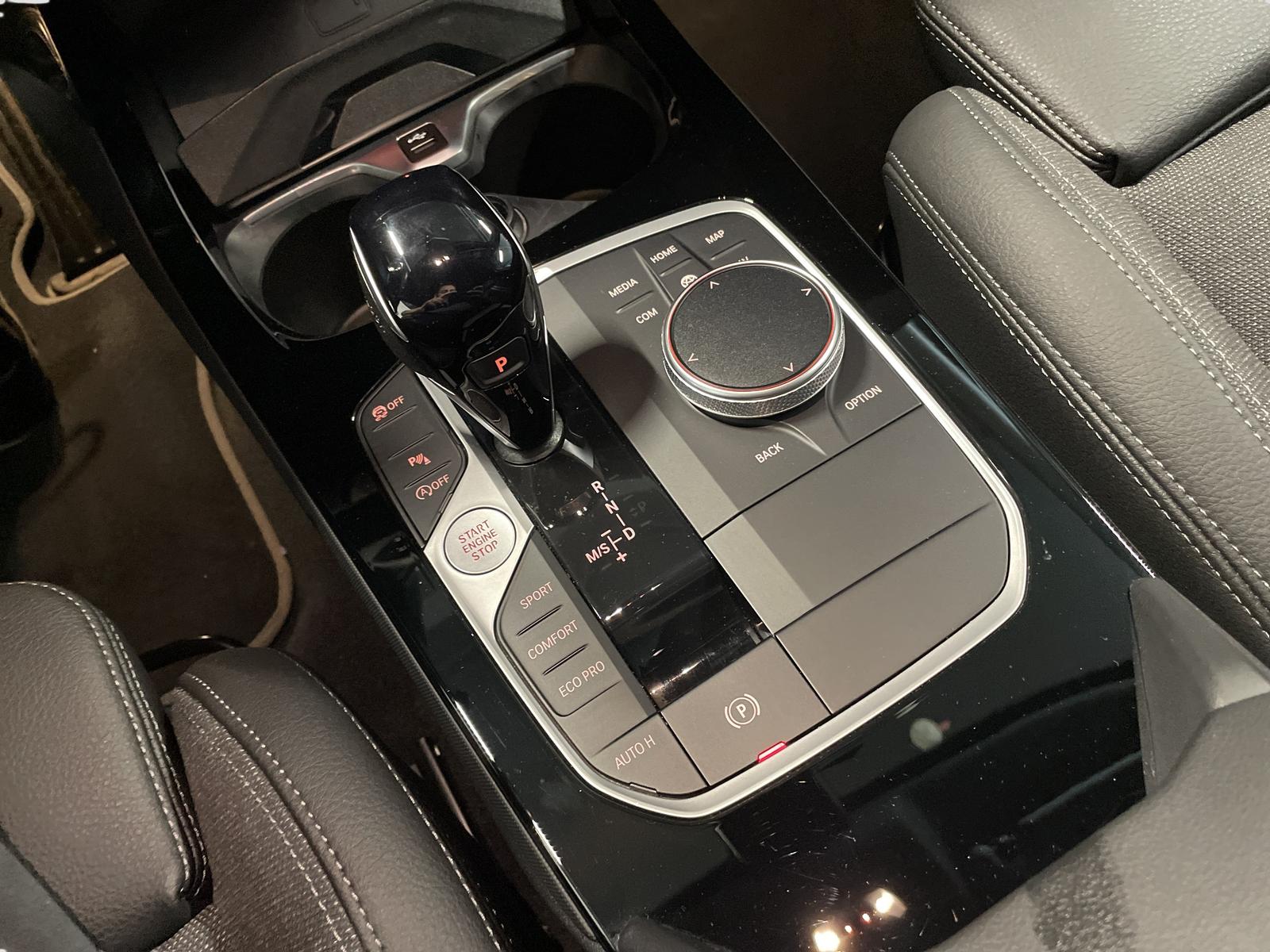 BMW 118 i Sport Line LiveCockpitProf Kamera HiFi LED, миниатюра 14