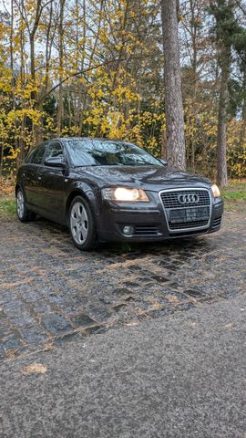 Audi A3 Sportback 2.0 TDI Lückenlos AHK Kl...