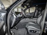 BMW XM 50e 0,5%Versteuerung+B&W+AHK+DAProf - BMW XM mit Hybrid-Antrieb: Geländewagen, Automatik