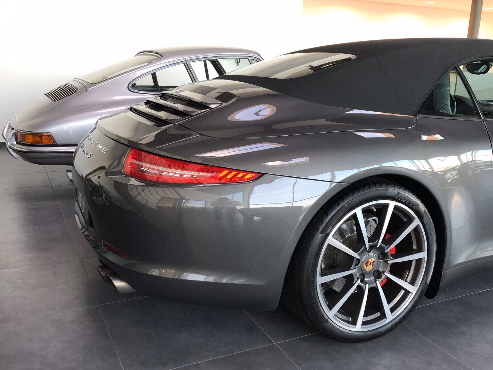 showroom-image-bottom