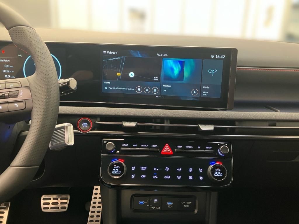 Fahrzeugabbildung Hyundai TUCSON PHEV 1.6 T-GDi 4WD 6-AT N-Line Pano HUD