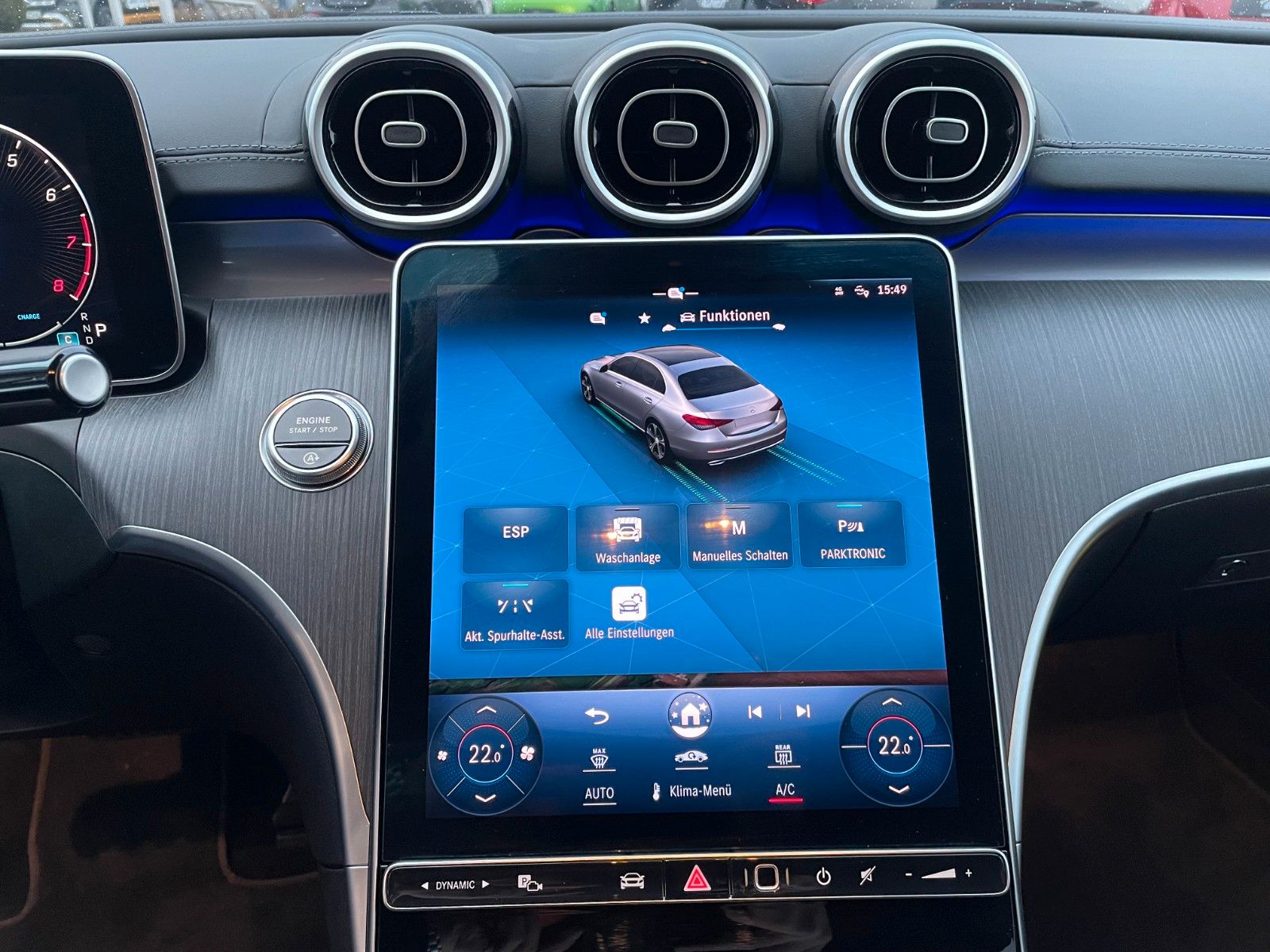 Fahrzeugabbildung Mercedes-Benz C 200 AMG AHK+Memory+R-Kamera+Distr+Ambiente+Key