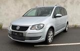 Volkswagen Touran Freestyle 7 Sitzer - Volkswagen Touran Freestyle mit Benzin-Antrieb