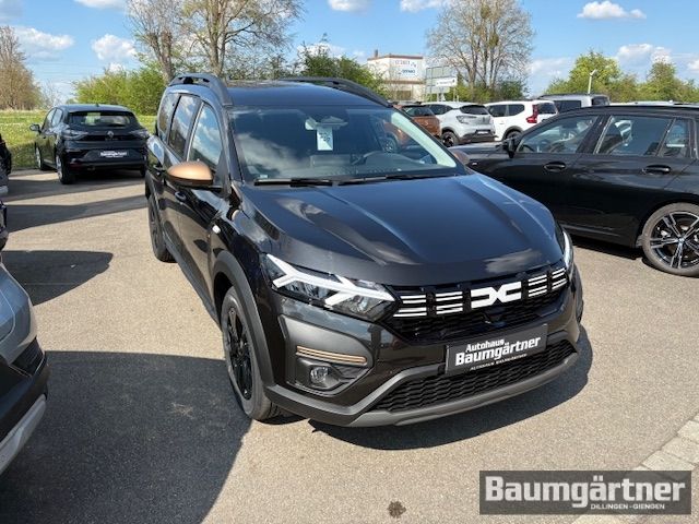 Fahrzeugabbildung Dacia Jogger Extreme TCe 110 7-Sitzer/Kamera/PDC/LED