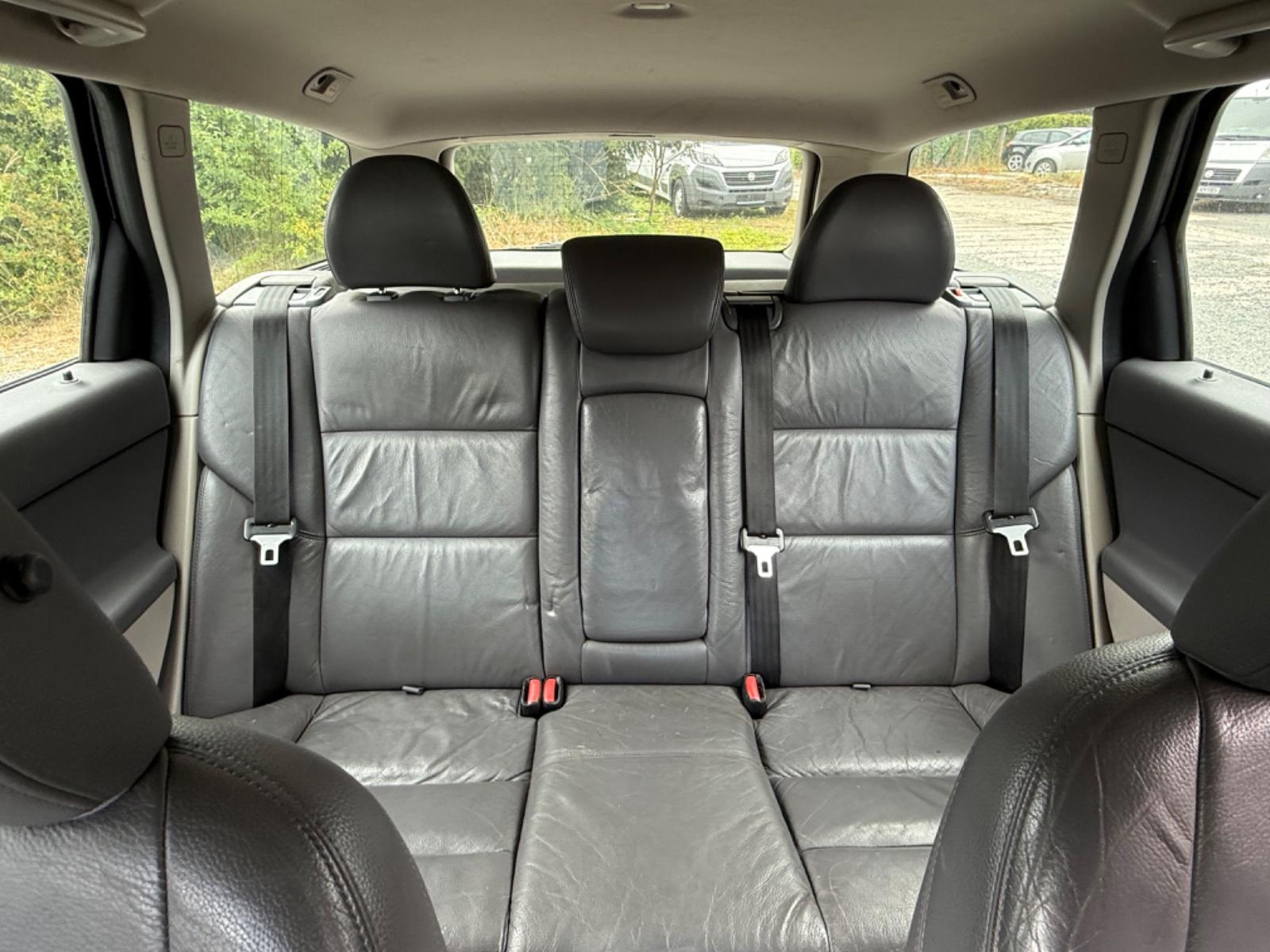 Volvo V50 2006 — photo 18