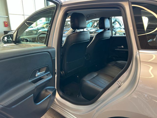 Mercedes-Benz B 200 *Kamera*PDC*Leder*Keyless*Navi*