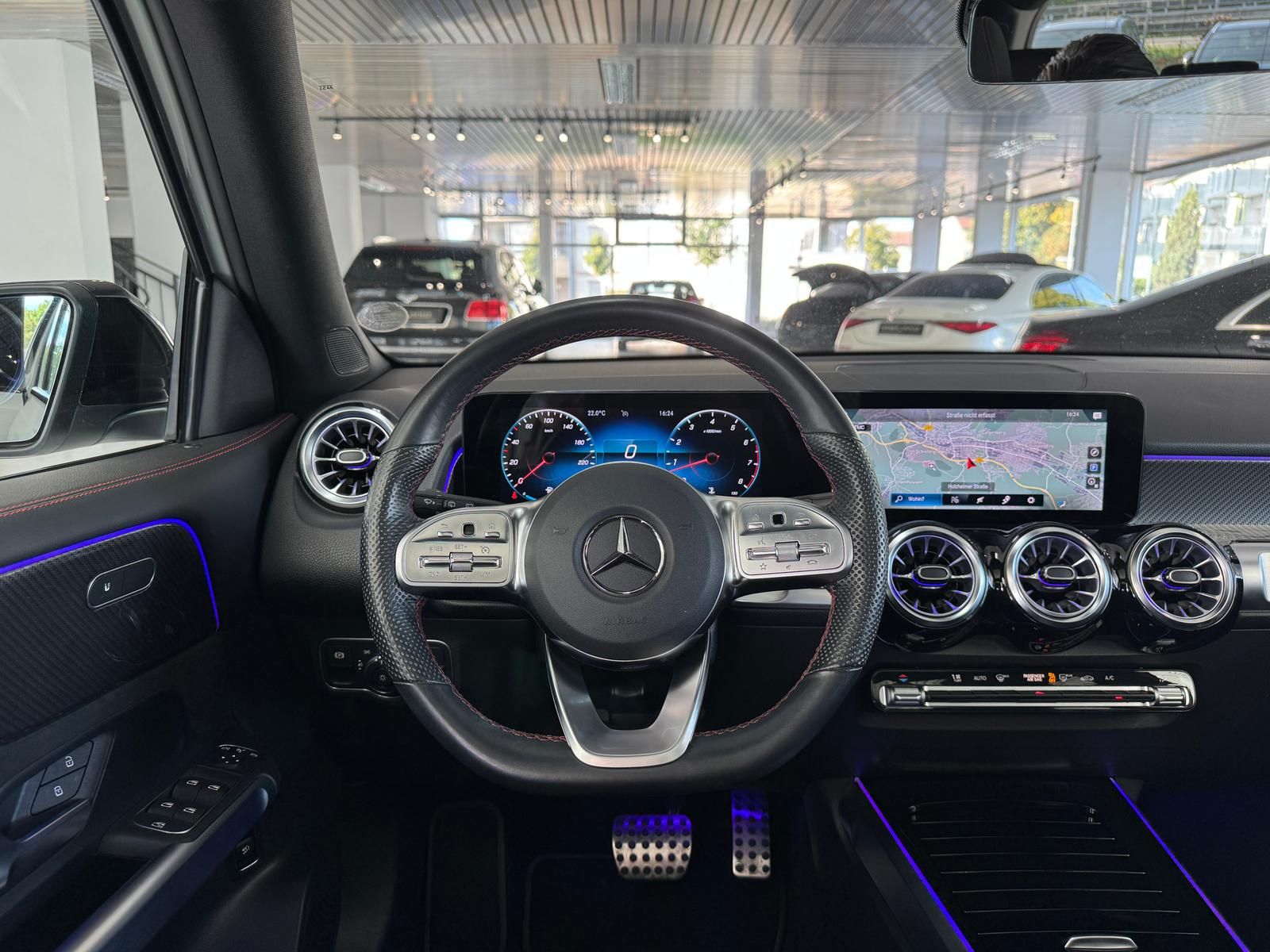Mercedes-Benz GLB 250 3x AMG MBUX WIDE PANO LED KAM NIGHT 20-Z foto 14