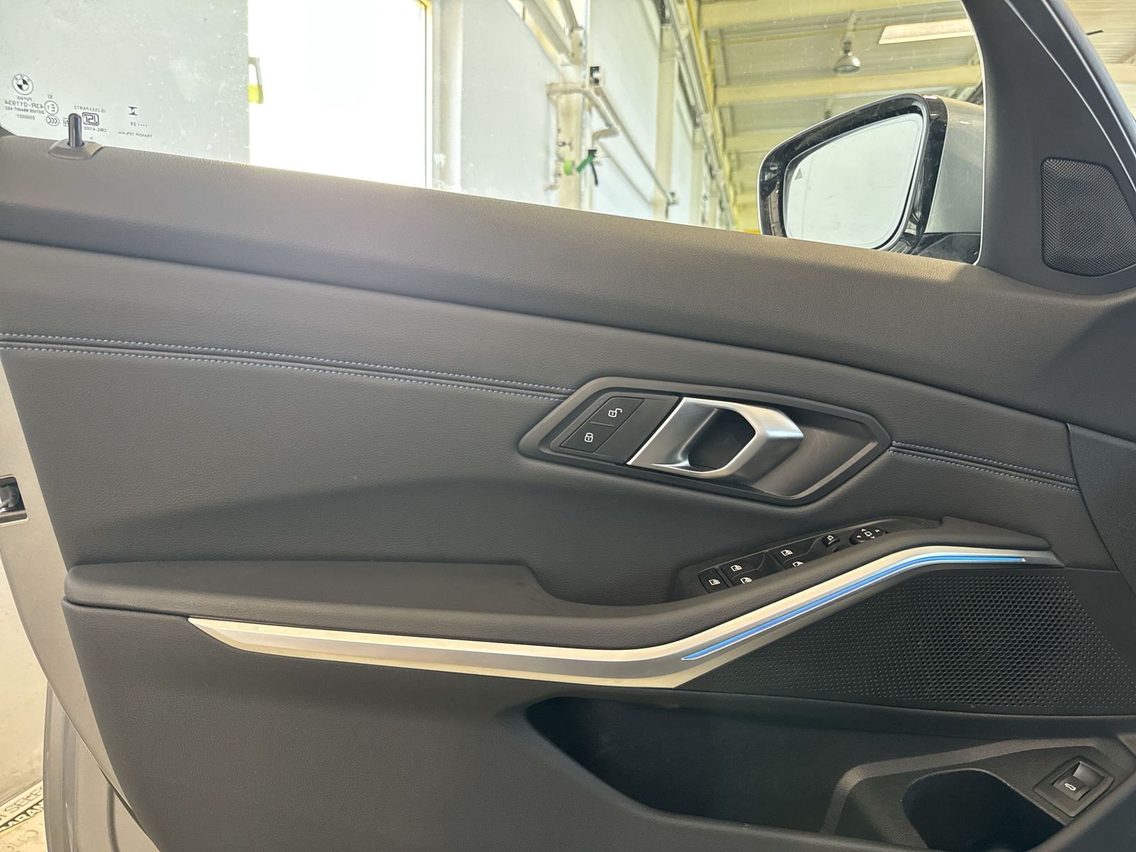BMW 330 - Bild 18