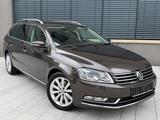 Volkswagen Passat 2.0TDI Variant Highline Bi-Xenon NAVI DSG - gebrauchte VW Passat Variant aus dem Jahr 2013
