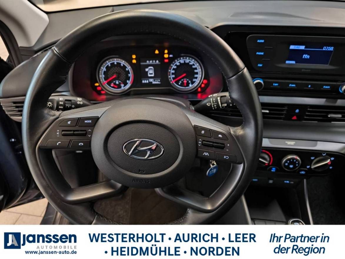 Fahrzeugabbildung Hyundai i20 FL MY26 1.0 T-GDI (90 PS) 6-MT Select Navi