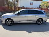 Peugeot 308 SW | 8tkm | Scheckheft | Neuwertig  - Peugeot 308 von privat