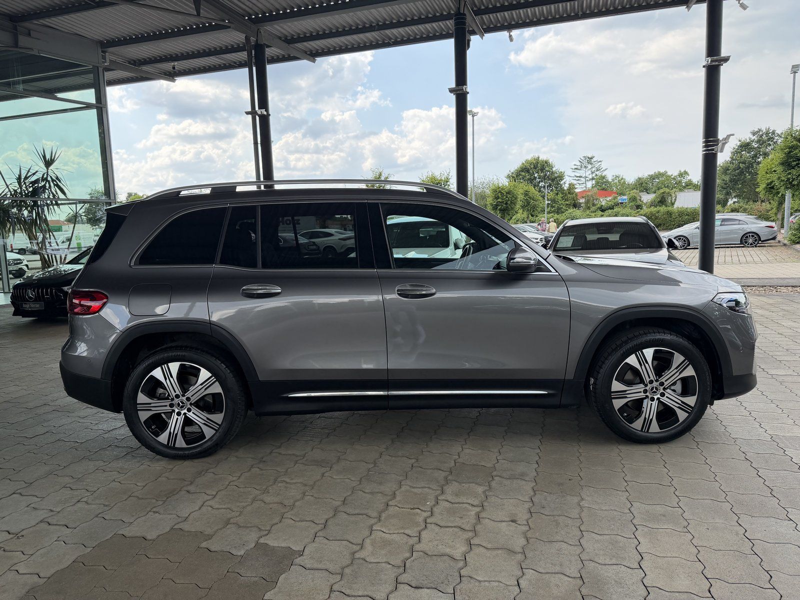 Mercedes-Benz EQB 300 4MATIC Progressive Advanced Keyless 19 foto 5
