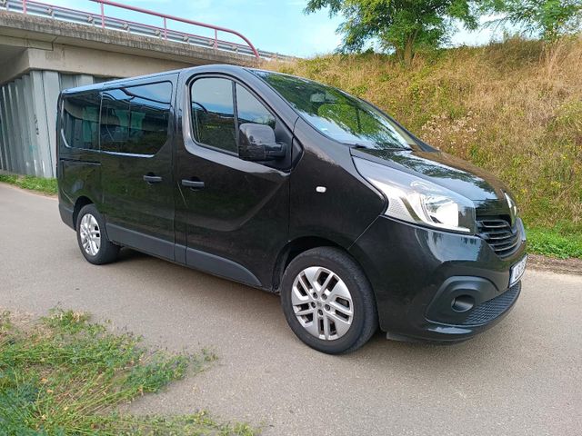 Renault Trafic 9 Sitzer mit 4XNeuen Allwet...