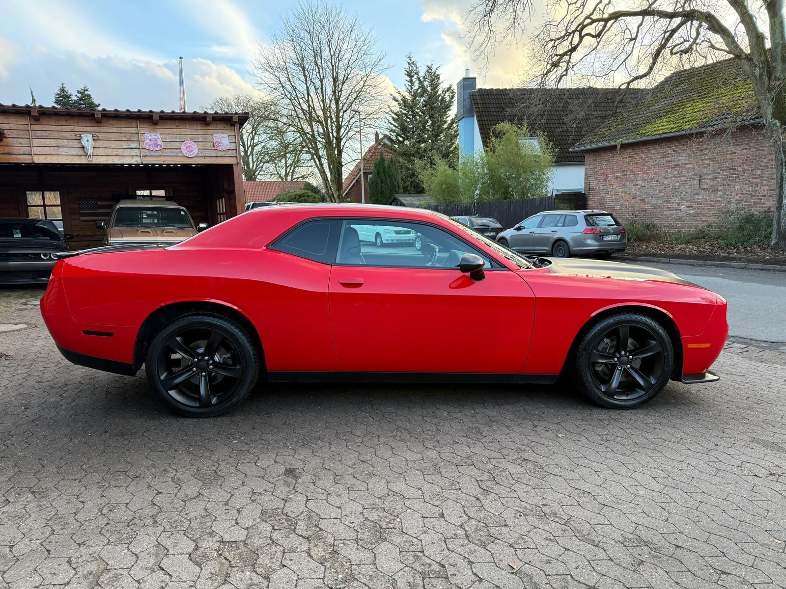 Dodge Challenger 5,7 V8*SRT KIT*LEDER*NAVI*KEYLESS*GARNTIE*SERVIC, миниатюра 18