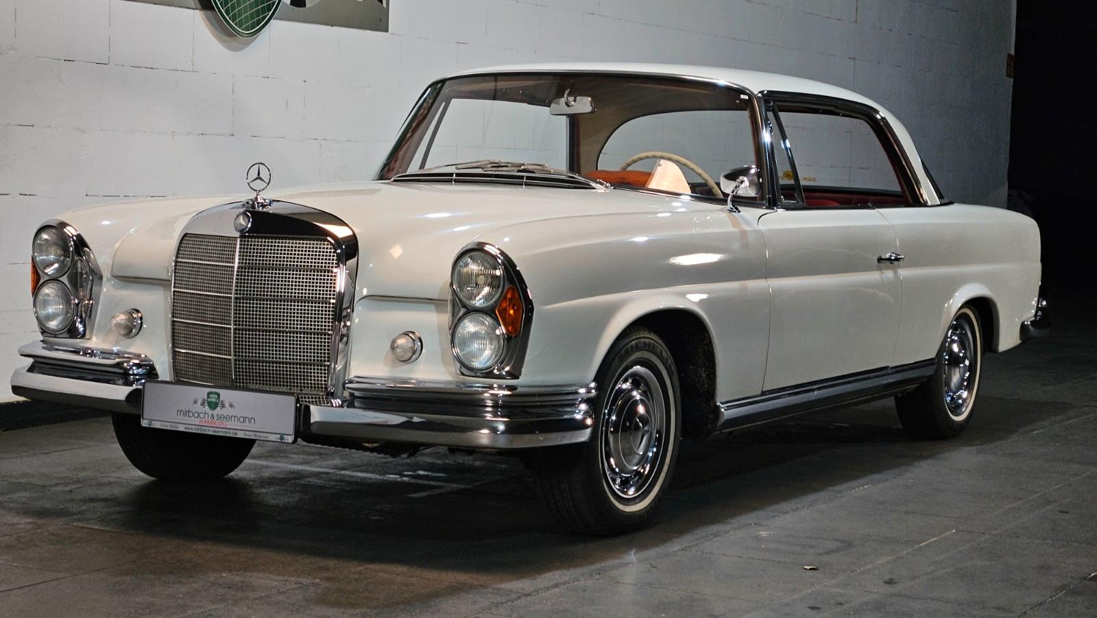 Mercedes-Benz 1. Lack + 2 VORBESITZER! SCHECKHEFT!