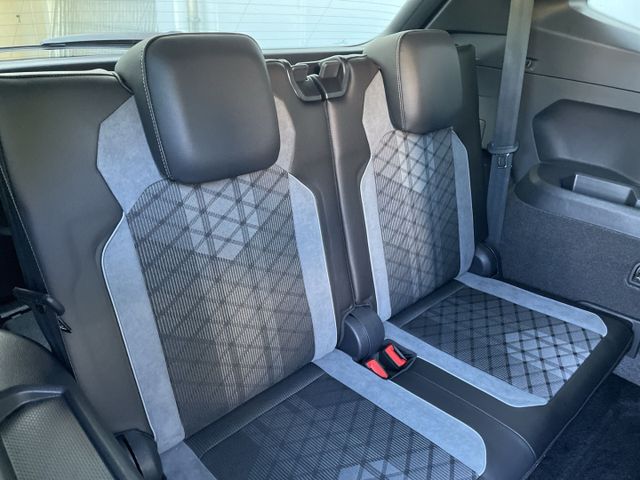 Tiguan Allspace 2.0TDI DSG R-Line 4M Black Style