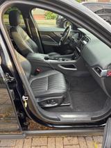 Jaguar F-Pace 30d AWD Portfolio Automatik Portfolio - Jaguar F-Pace: Portfolio