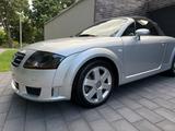 Audi TT 8N Roadster 1.8T quattro APX - Audi TT aus 2000: Roadster