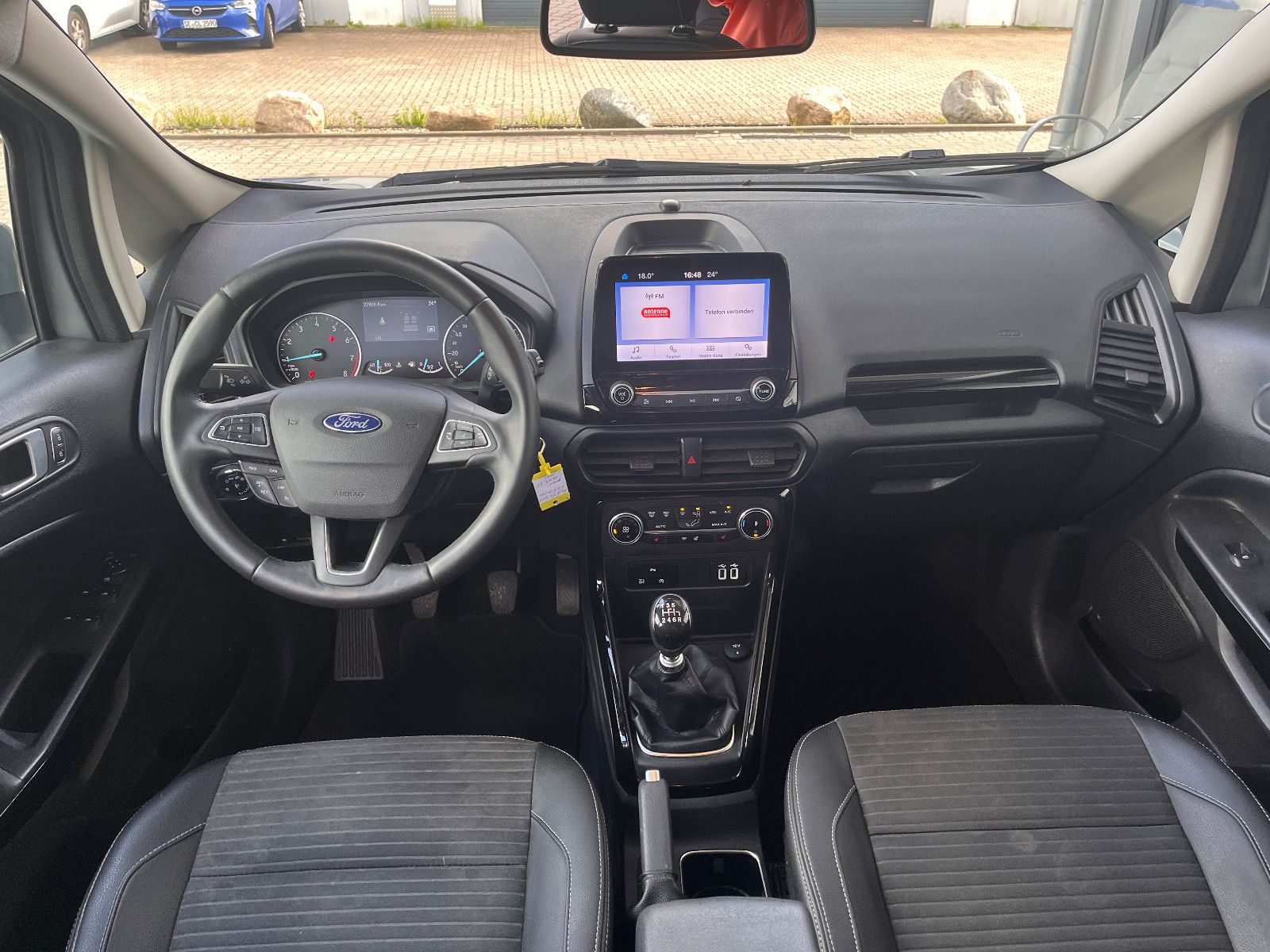 Fahrzeugabbildung Ford EcoSport Titanium