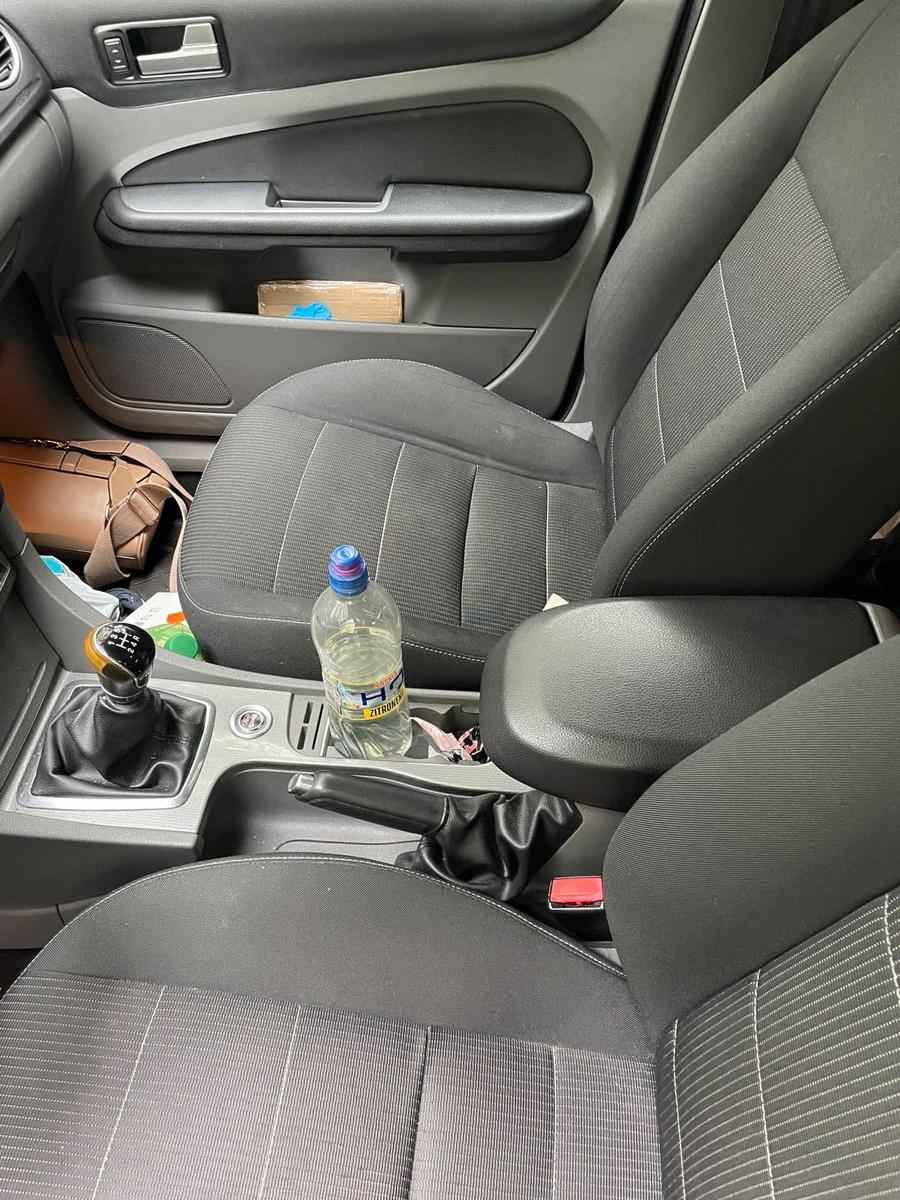 Ford Focus 2010 — photo 5