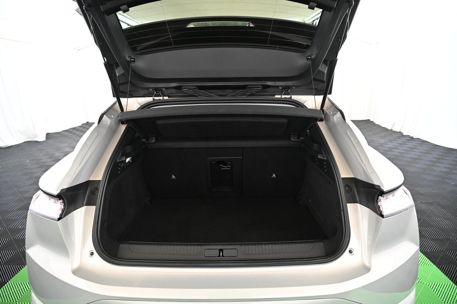 DS Automobiles DS4 1.6 E-Tense 225 Etolie Alcantara UVP 53.000 