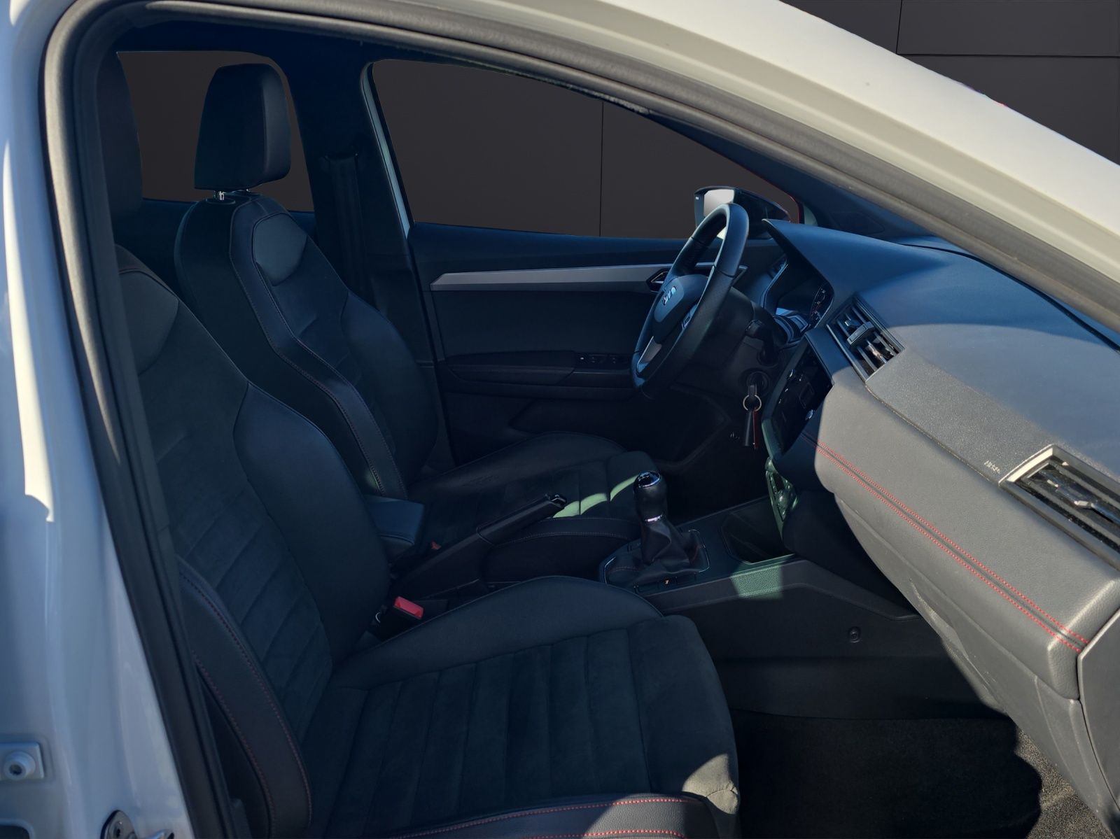 Fahrzeugabbildung SEAT Ibiza FR Black Edition 1.0 TSI KAMERA NAVI LED