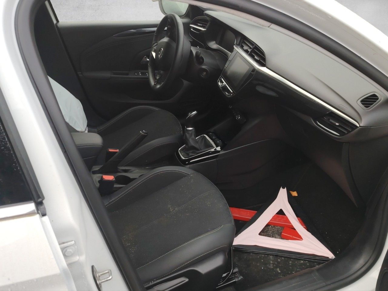 OPEL Corsa F Elegance – Unfallfahrzeug - Bild 12