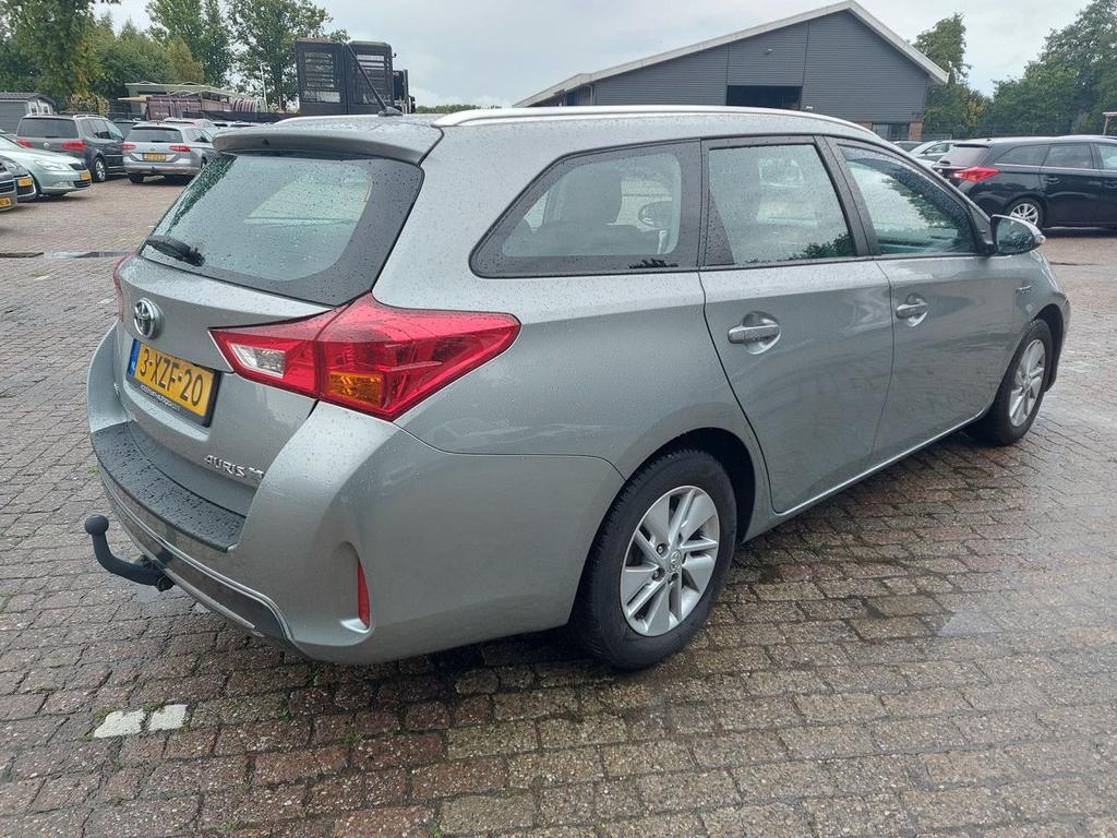 Toyota Auris Touring Sports
