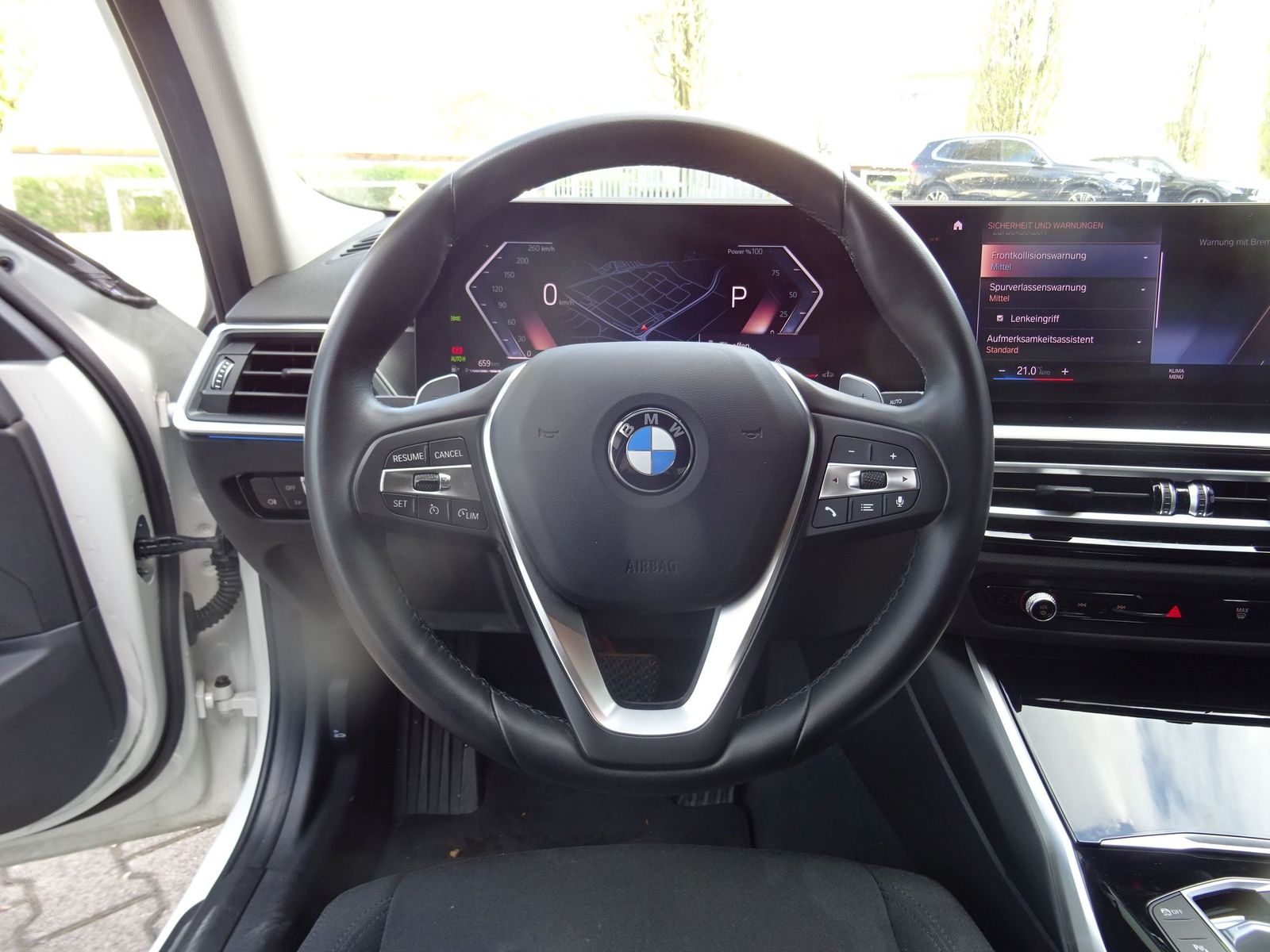BMW 320i Lim. Facelift Widescreen LM Ambientes-Li foto 14