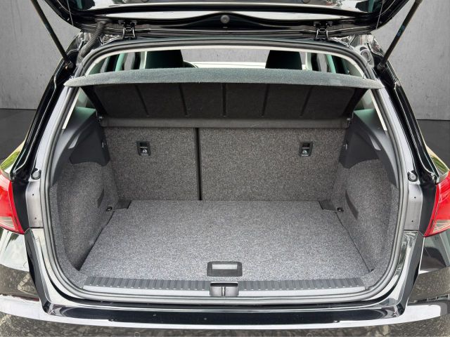 Arona 1.0 TSI Style/Temp./BT/SHZ/MFL Style Klima