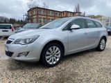 Opel Astra J Sports Tourer 1.7 CDTI INNOVATION 1.Hand - Opel Astra mit Diesel-Antrieb: Kombi, Innovation