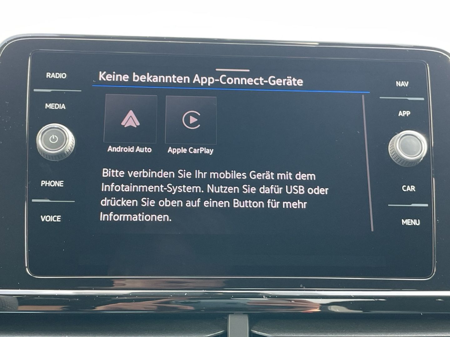 T-Roc 1.5 TSI DSG R-Line Kamera/Matrix/Keyless/A