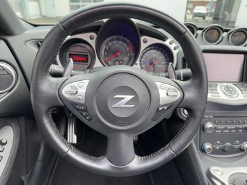 Nissan 370Z ROADSTER V6 3,7l 325 PS BOSEAUTOMATIK