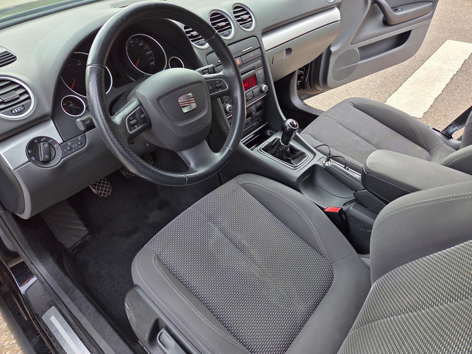 Seat SEAT Exeo ST 2.0 TDI 143 PS (baugleich Audi A4) 