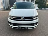 Volkswagen T6 Transporter Bus Multivan 70 Jahre Bulli 4Moti - Volkswagen T6: Bulli