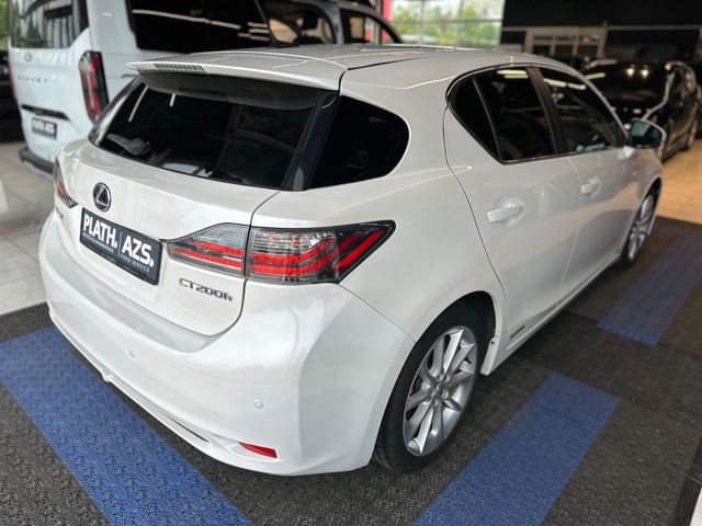 Lexus CT 200h
