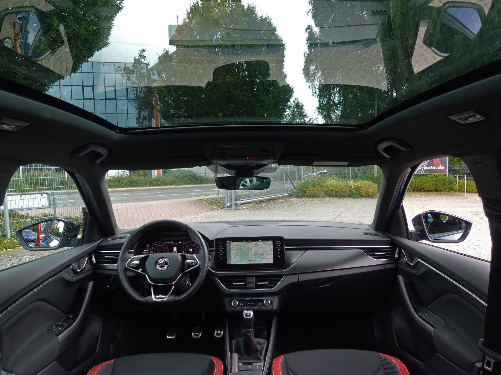 Fahrzeugabbildung SKODA Scala 1.5 TSI MONTE CARLO Pano Navi RFK CarPlay