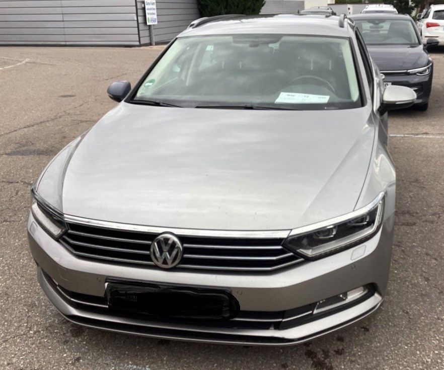 Volkswagen Passat Variant 2.0 TDI DSG*LED*