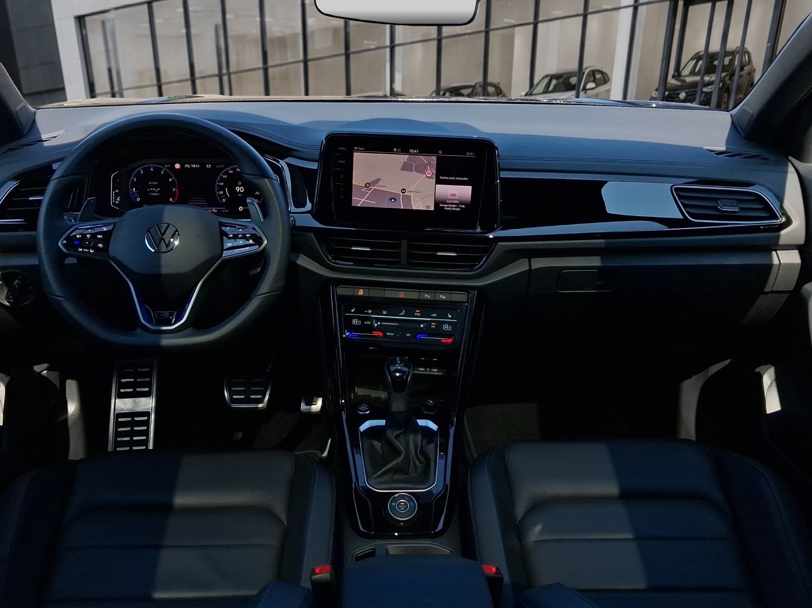 Volkswagen T-Roc - Bild 11